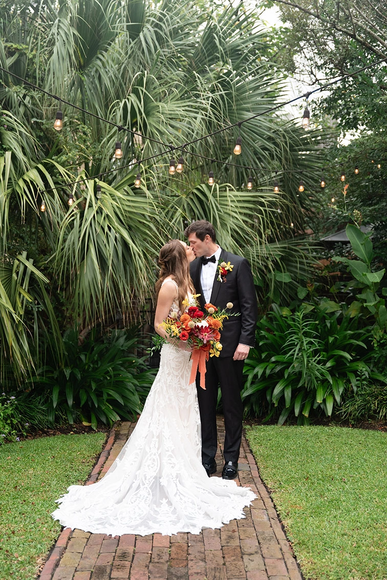 Melanie & James - Wedding Photo 20