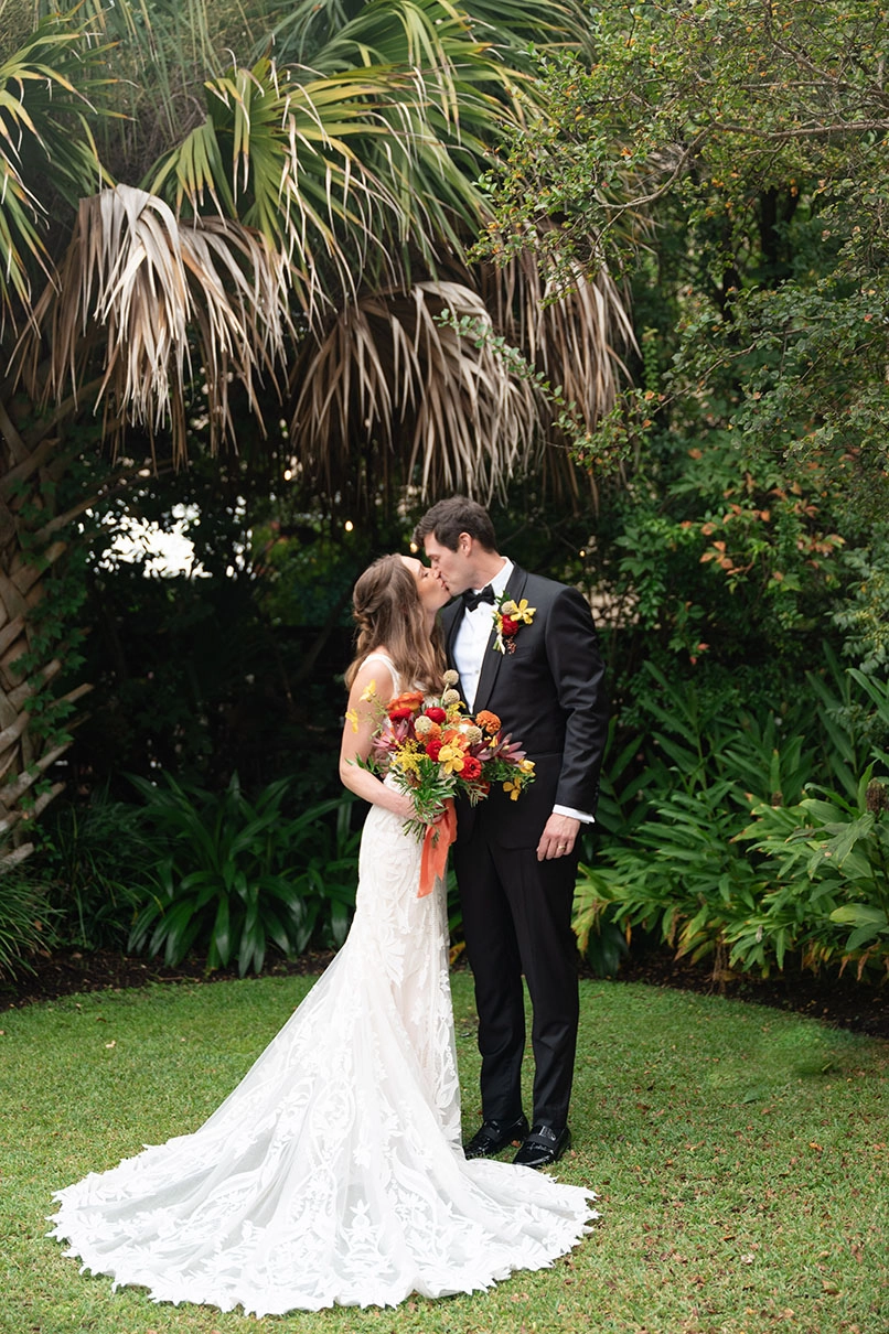 Melanie & James - Wedding Photo 24